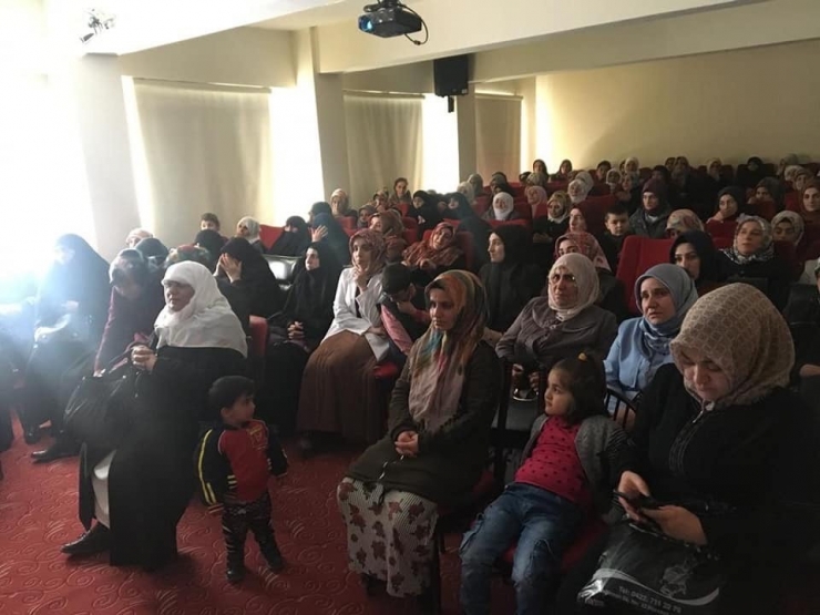 Horasan Halk Eğitim Merkezinden Örnek Program