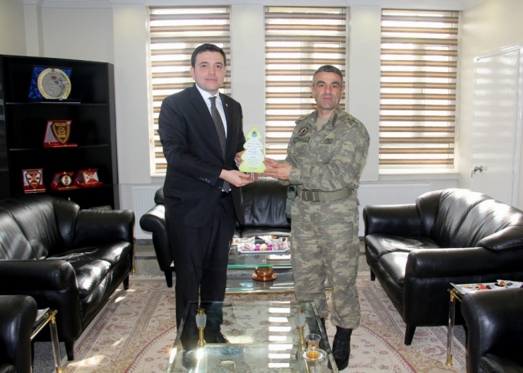 Gagiad’dan 5. Zırhlı Tugay Komutanlığı Ziyareti