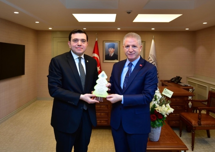 Gagiad’dan Vali Gül’e Ziyaret