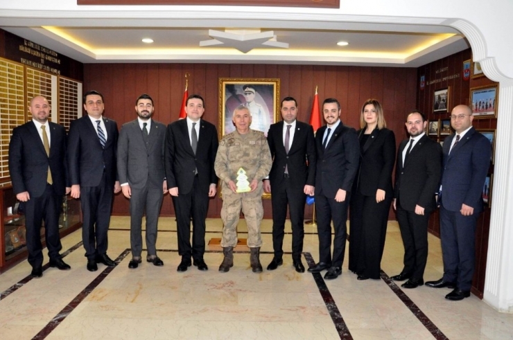 Gagiad Yönetim Kurulu Üyeleri Jandarma Alay Komutanlığını Ziyaret Etti