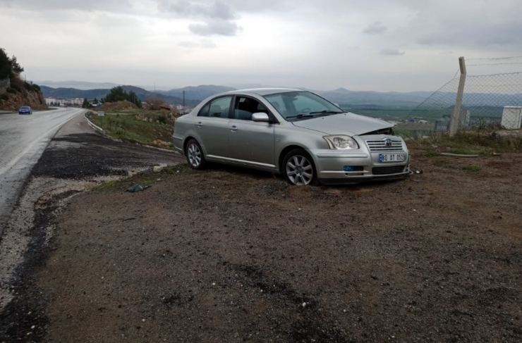 Ölüm Yolunda 5 Ayda Üçüncü Kaza: 2 Yaralı