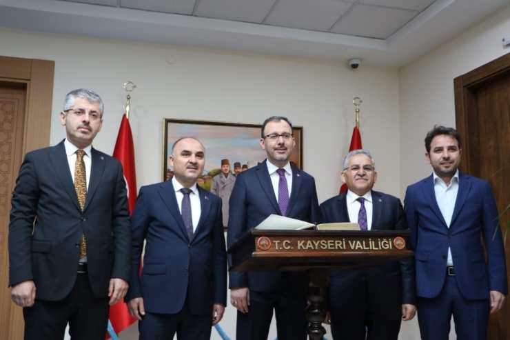Bakan Kasapoğlu Kayseri Valiliğini Ziyaret Etti