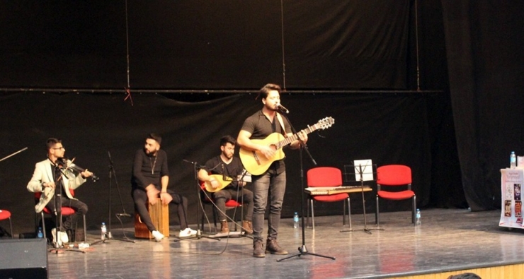 Karaman’da Gençlik Merkezleri Arası ‘Türk Müziği Yarışması Ve Bilgi Yarışması’ Yapıldı