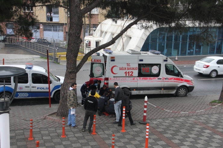 Bayrampaşa’da Alacak Verecek Davasında Kan Aktı: 3 Yaralı