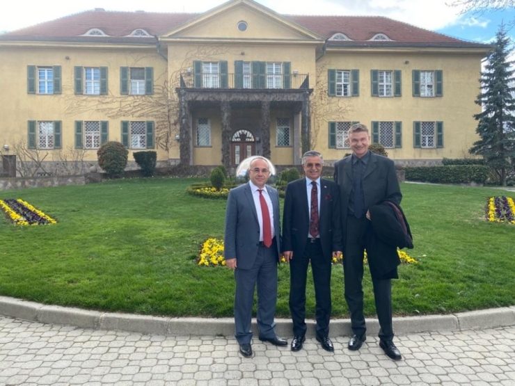 Başkan Topaloğlu Almanya Büyükelçisiyle Kemer’i Konuştu