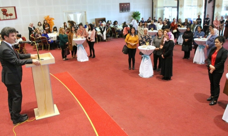 Üniversite De Kadınlara Özel Etkinlik