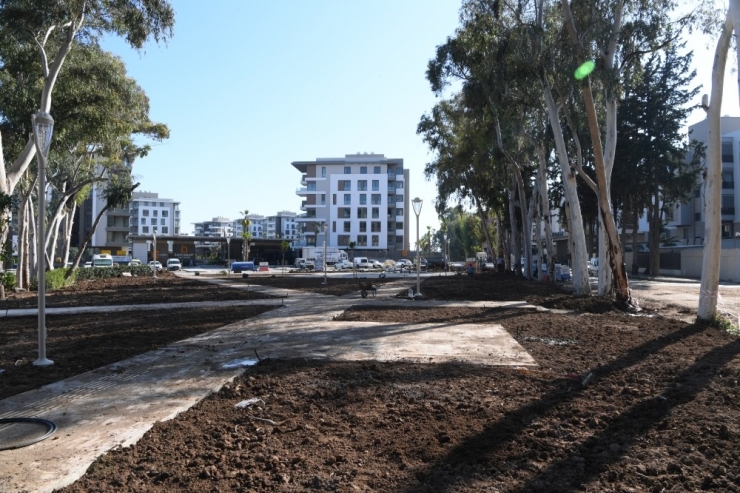 Konyaaltı Gürsu Mahallesine Engelli Dostu Park