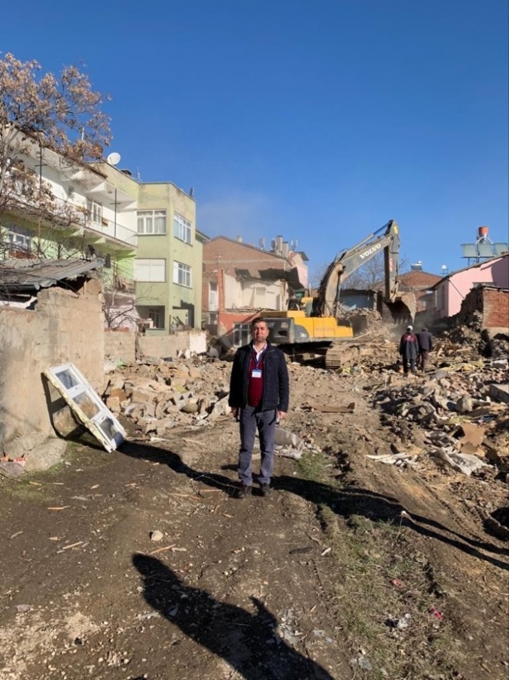 Meski’den, Elazığ Depremi Sonrası Hasar Tespit Çalışmalarına Teknik Destek