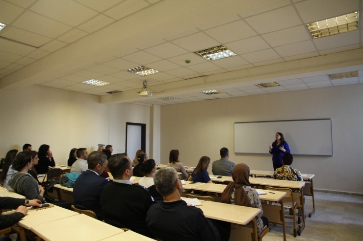 Paü Personeline ‘İşaret Dili Eğitim’ Eğitimi Verilmeye Başlandı