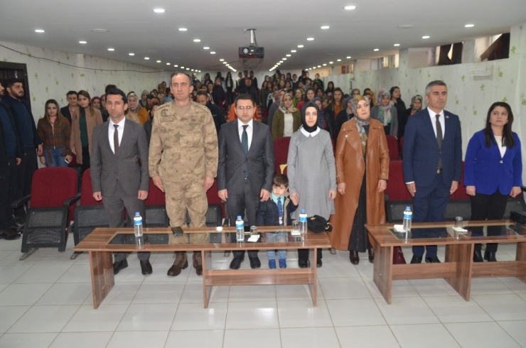 3 Çocuğu Ve 2 Kardeşi Şehit Olan Hatice Acer Yılın Kadını Seçildi