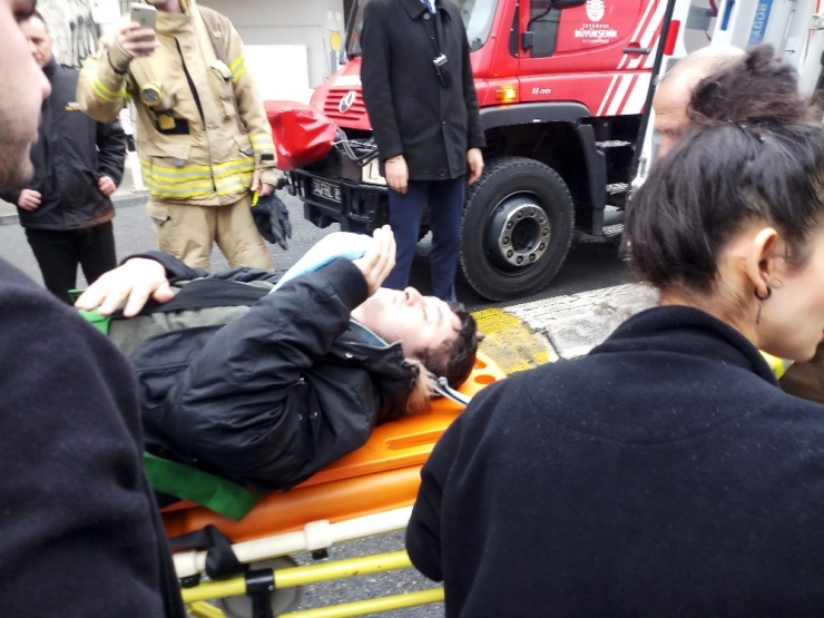 Şişli’de Dikkatsizlik Kaza Getirdi:1 Yaralı