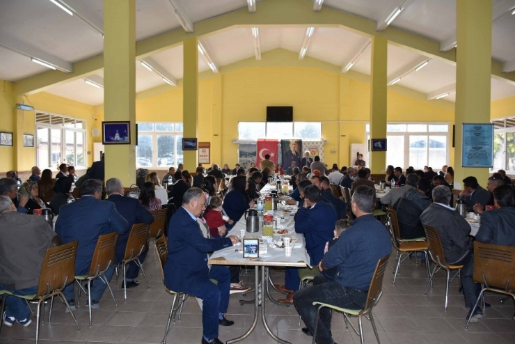 Başkan Bozdoğan: "Her Mahallenin Kreşi Olacak"