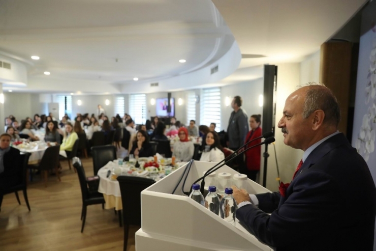 Teı Kadın Çalışanlarıyla Öğle Yemeğinde Buluştu