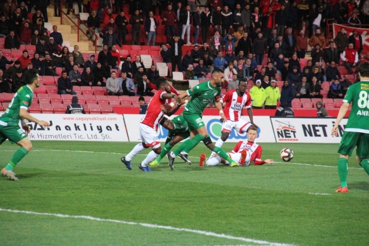 Tff 1. Lig: Eh.balıkesirspor: 0 -Bursaspor: 2 (İlk Yarı Sonucu)