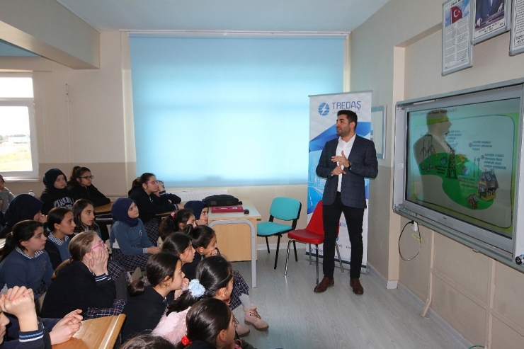 Tredaş, Öğrencilere Enerji Tasarrufunu Anlattı