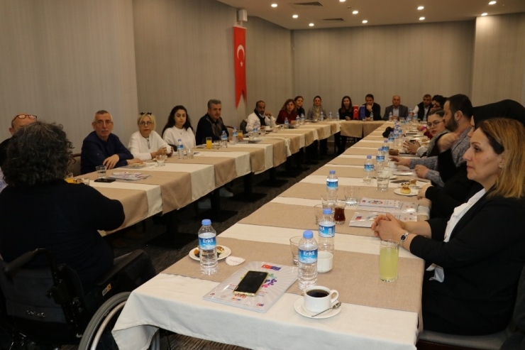 Van’da ‘İşitme Engelli Stk’ları Birlikte’ Çalıştayı