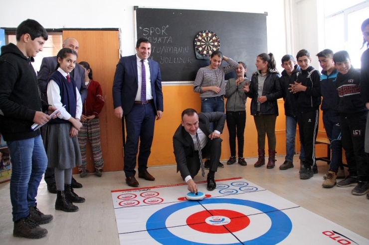 Ağrı Mili Eğitim Müdürü Tekin, Diyadin İlçesinde İncelemelerde Bulundu