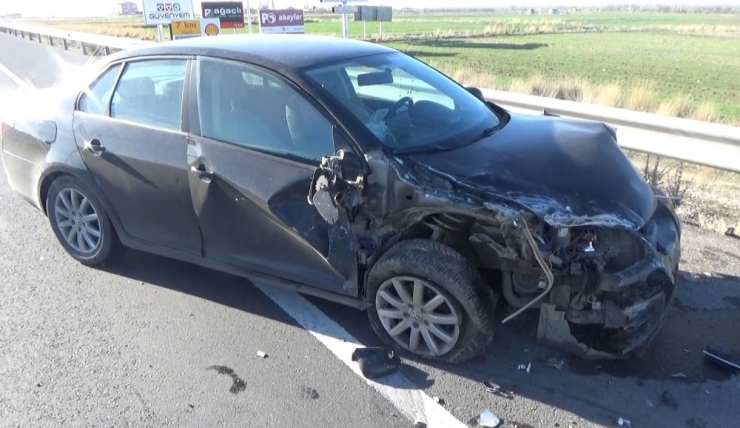 Aksaray’da Trafik Kazası: 5 Yaralı