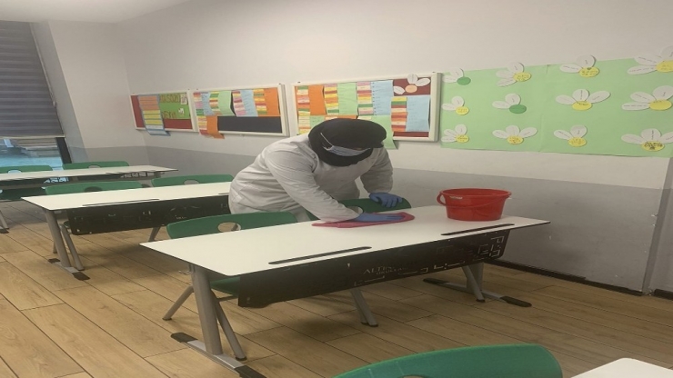 Altınküre Okulları Korona Virüsüne Karşı Önlemlerini Aldı