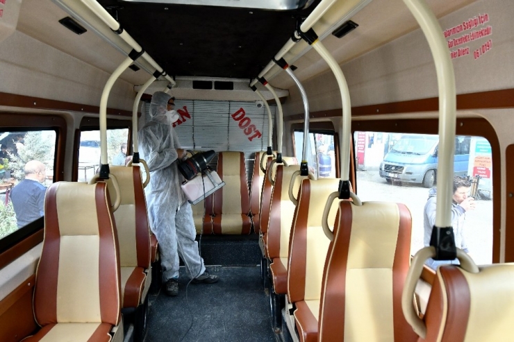 Başkent’te Toplu Taşıma Araçları Dezenfekte Ediliyor