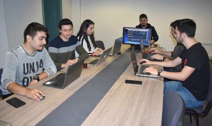Balıkesir’de Beyaz Şapkalı Hackerler Yetişecek
