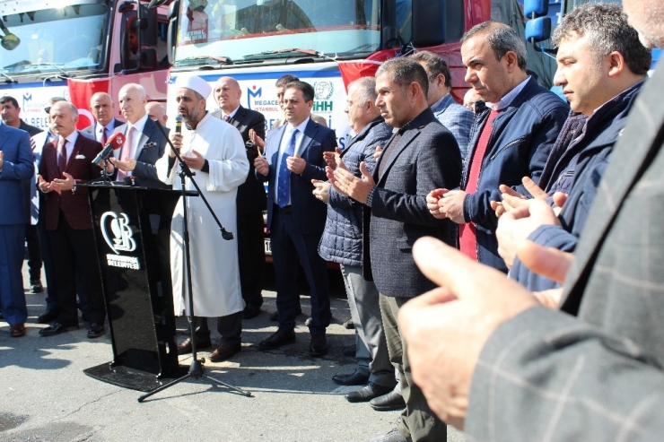 Bayrampaşa’dan İdlib’e 7 Tır Yardım Eli