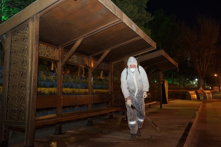 Nevşehir’de Özel Halk Otobüsleri Ve Duraklar Dezenfekte Edildi