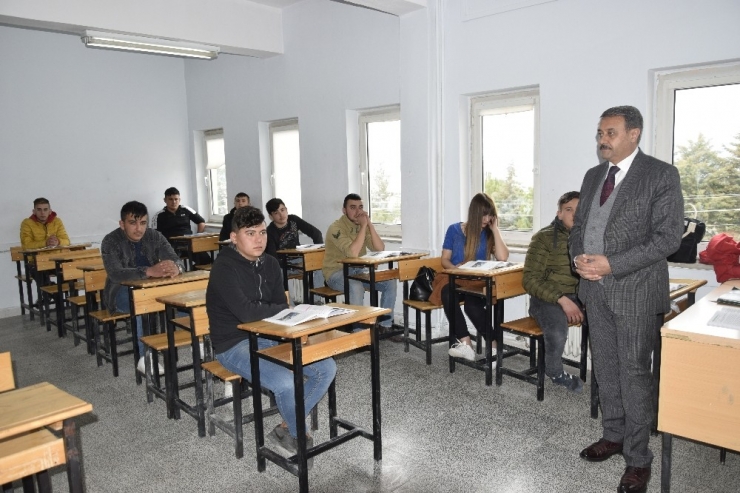 Burdur Mesleki Eğitim Merkezlerimizde 15 Dalda 226 Öğrenciye Eğitim Veriliyor