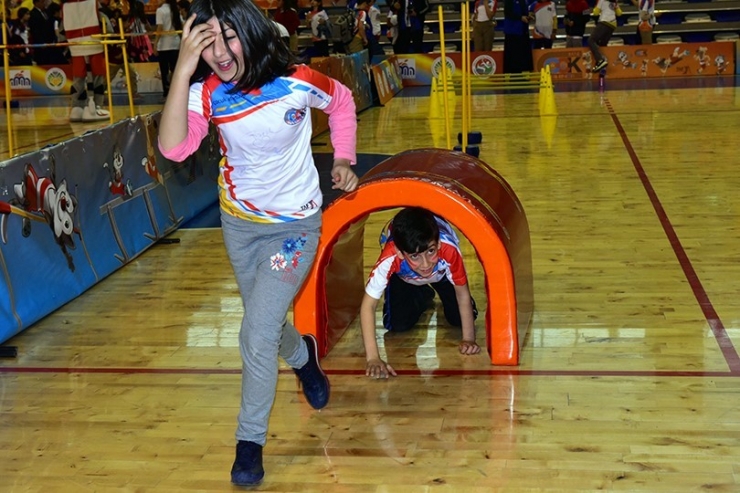 Çocuk Atletizm Şenliği Düzenlendi