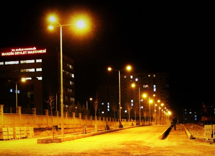 Dicle Elektrik’ Ten Artuklu’ya 553 Bin Liralık Aydınlatma Yatırımı