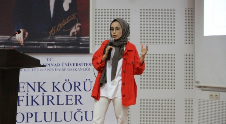 Dpü’de Konferans