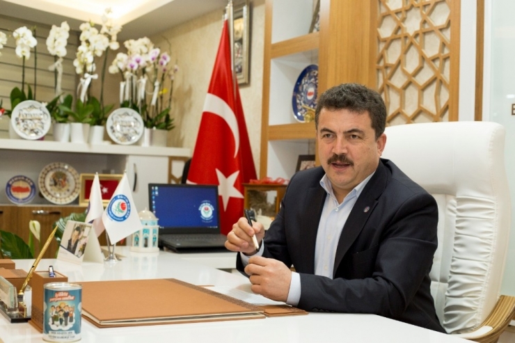 Acar: “İstiklâl Marşı İmanın Şuuru, Zaferin Destansı Şiiridir”