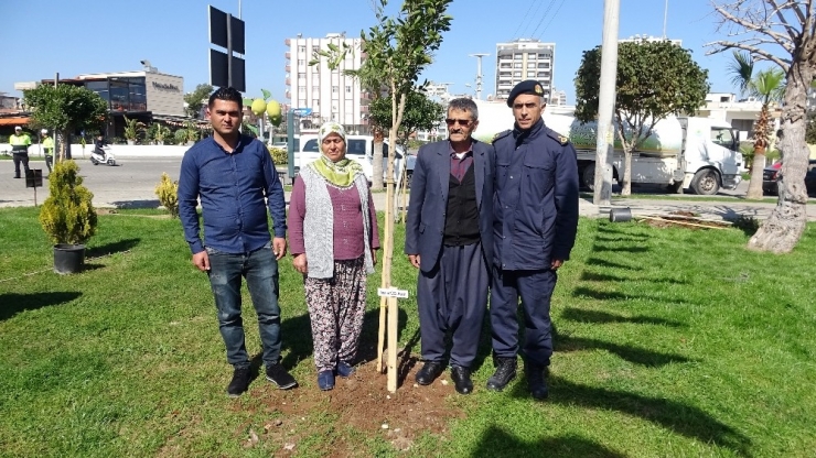 Şehit Annesi Gülten Tüzel: "Türkiye’miz Cennet Vatan, Hiç Kimse Bölemez"
