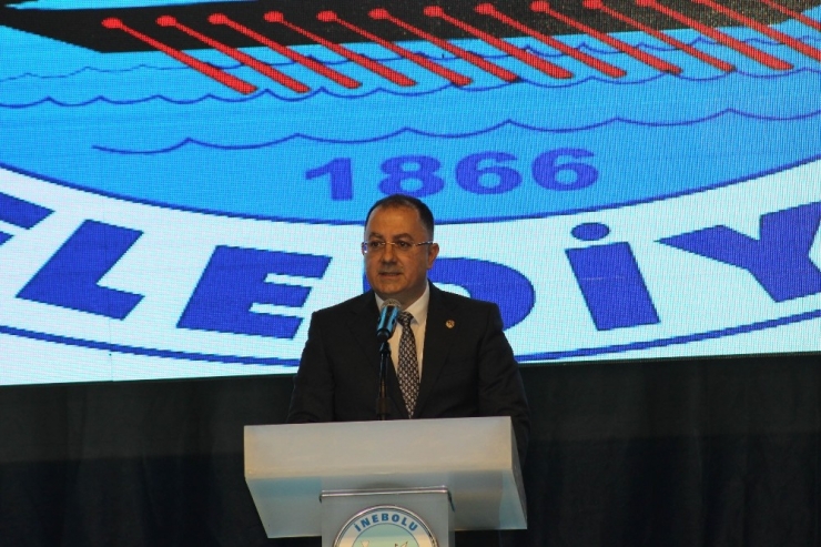 Kastamonu’da “2019 Prof. Dr. Fuat Sezgin Yılı” Dolayısıyla Konferans Düzenledi