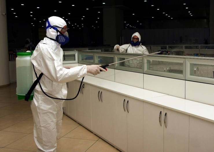 Aliağa’da Virüslere Karşı Dezenfekte Çalışması