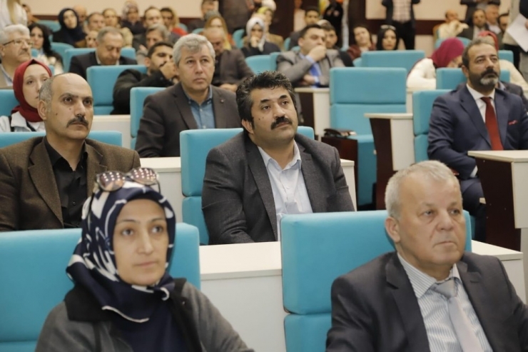 Kağıthane’de Korona Virüse Karşı 80 Okula Hijyen Malzemesi Dağıtıldı