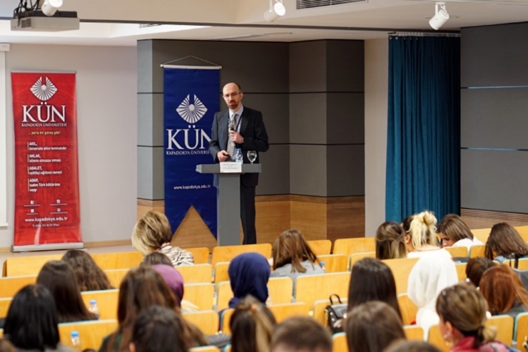 Kapadokya Üniversitesinde Yenidoğan Sempozyumu