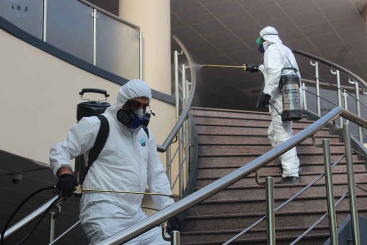 Kocaeli’de Koronavirüse Karşı Dezenfeksiyon Çalışmaları Arttırıldı