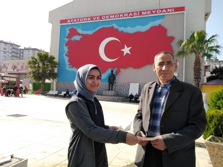 Sağlıkçı Öğrenciler Korona Virüsten Korunmanın Yollarını Anlattı