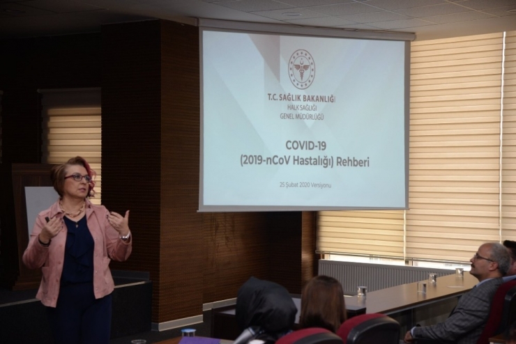 Pursaklar Belediyesinde Korona Virüsü İle Mücadele Eğitimi