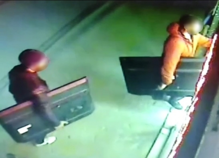 Televizyon, Projeksiyon Cihazı Ve Motosiklet Çalan Şahıslar Yakalandı