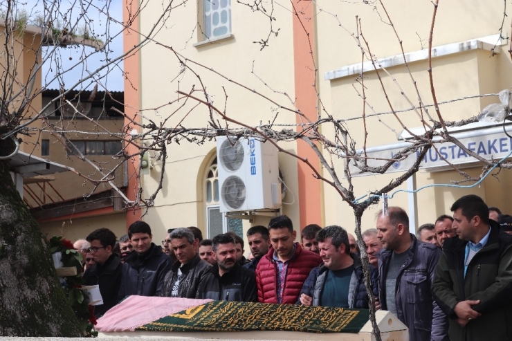 14 Yaşındaki Sevde’ye Gözyaşlarıyla Veda