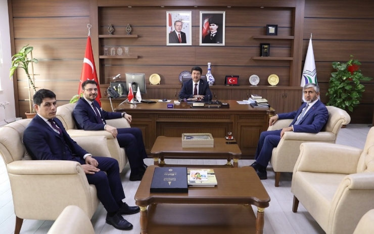 Rektör Sarıbıyık: "Sportif Hareketliliğe Destek Olacağız"