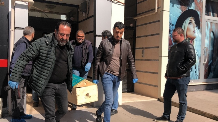 Cinayet İşledi, Karakola Gitti