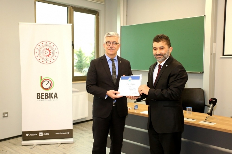 Bursa Teknik Üniversitesi’nde Sertifika Heyecanı