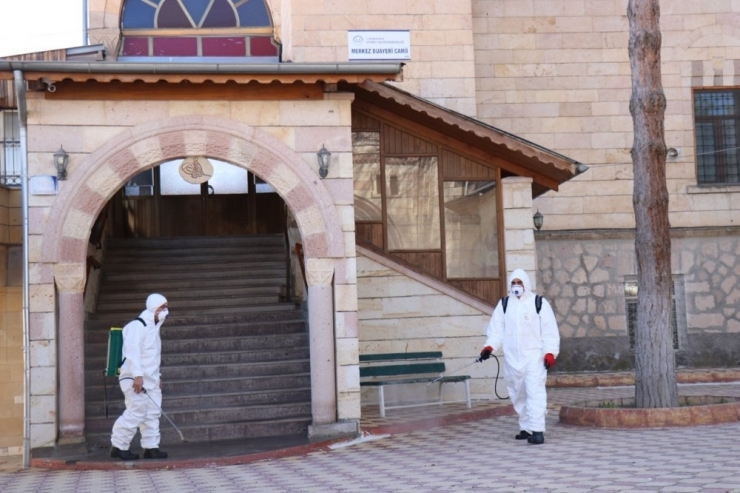 Ürgüp Belediyesinden Korona Virüsüne Karşı “İlaçlama” Tedbiri