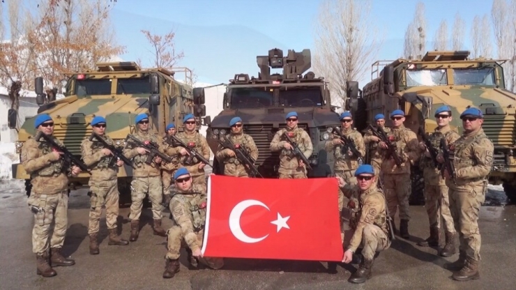 Van’da Duygulandıran İstiklal Marşı Klibi