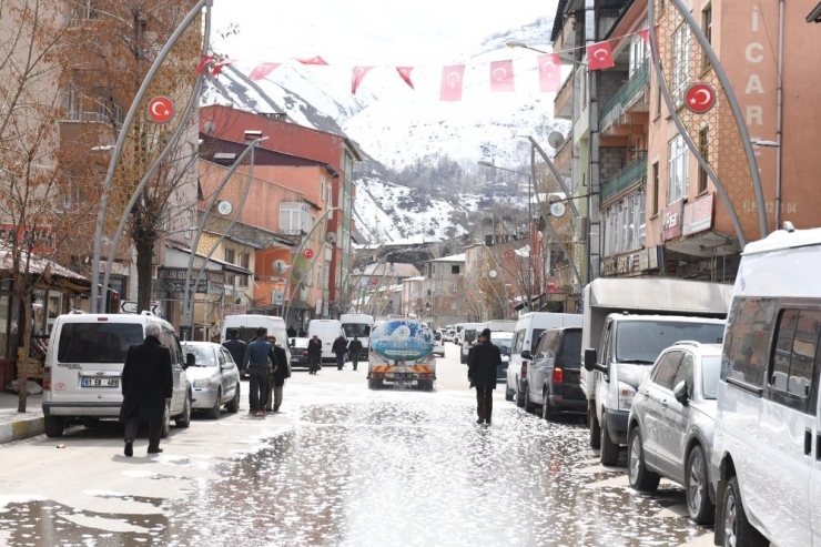 Çatak’ta Korona Virüse Karşı Dezenfeksiyon Çalışması