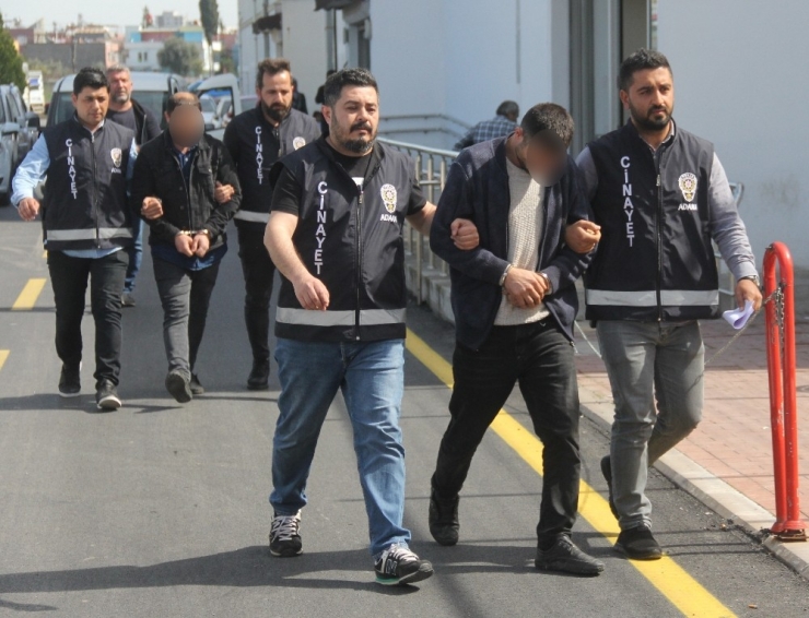 Başkasının Alacağını Tahsil Etmek İsteyeni Öldürdüler