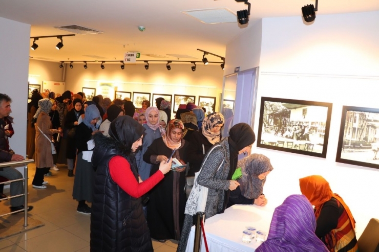 Yazar Tongar: "Çocukların Çocukluğuyla Savaşmayın"